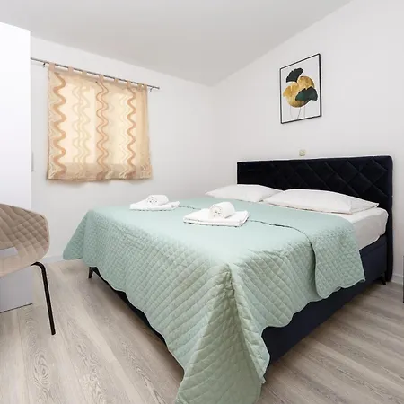 Apartment Stunning In
