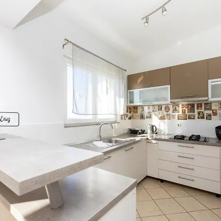 Stunning In Apartment *