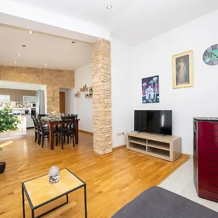 Apartament 3 Makarska