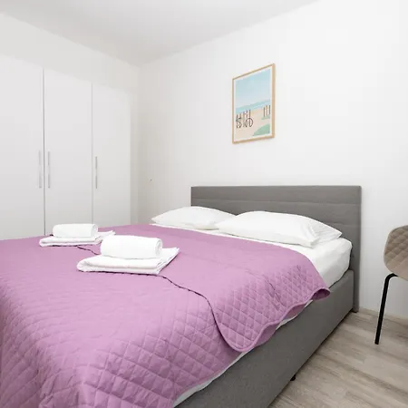 3 Apartment